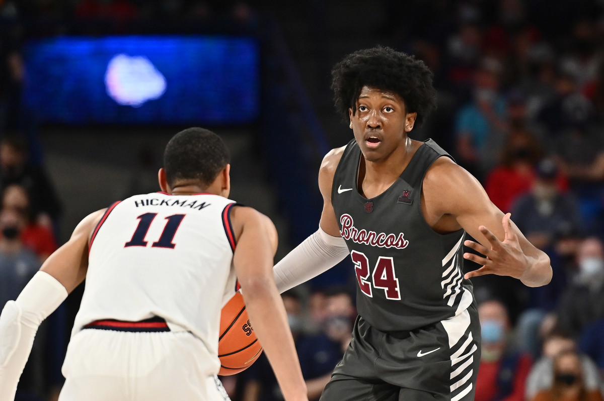 Santa Clara Broncos guard Jalen Williams (24) brings the ball down court against Gonzaga Bulldogs guard Nolan Hickman (11) in the second half at McCarthey Athletic Center.